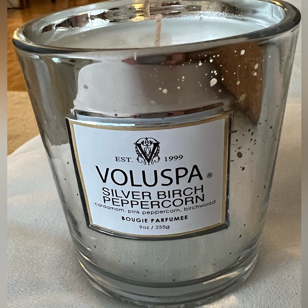 Voluspa Silver Birch Peppercorn Candle